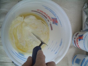 MIx the liquids together before adding powder!